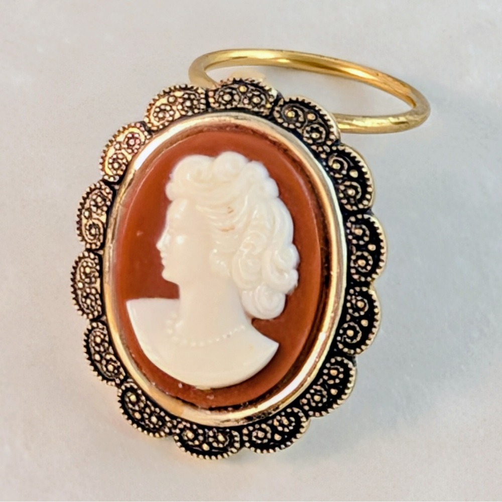 Vintage West Germany Cameo Scarf Clip Gold Tone Victorian Style Lady Portrait